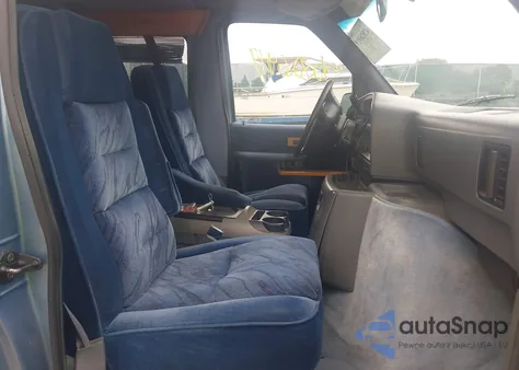 1993 Ford Econoline E150 Van z USA, uszkodzony, nr VIN 1FDEE14N0PHA59141